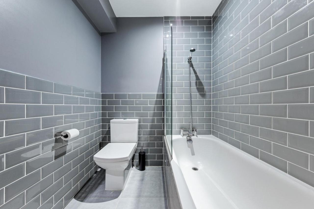 Majestic 4 At Reganway Rw4 Apartment ลอนดอน ภายนอก รูปภาพ